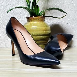 Stuart Weitzman Black Pointed-Toe Leather Stiletto Pumps